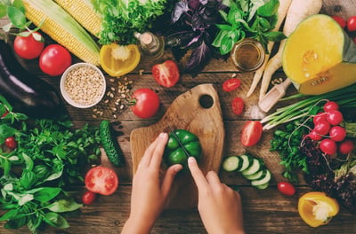 La decisión de una amante de la comida de extirparse el estómago pone en el reflector las difíciles decisiones en torno al riesgo de padecer cáncer