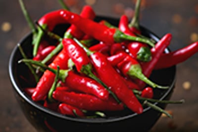 Hot chili pepper component slows growth and kills laboratory-grown breast cancer cells