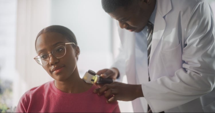 Cáncer de piel en mujeres con una mutación hereditaria en el gen BRCA