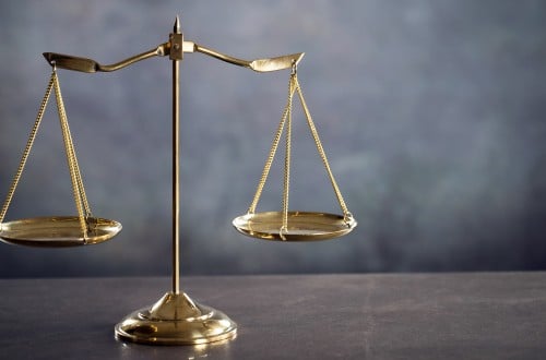 Weighing the Risks and Benefits of Screening Mammography